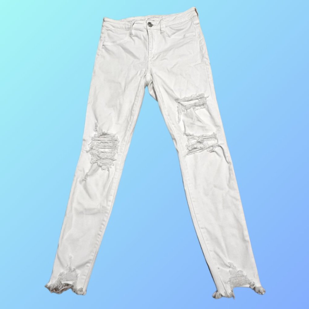 American Eagle Distressed White Denim Skinny Jeans